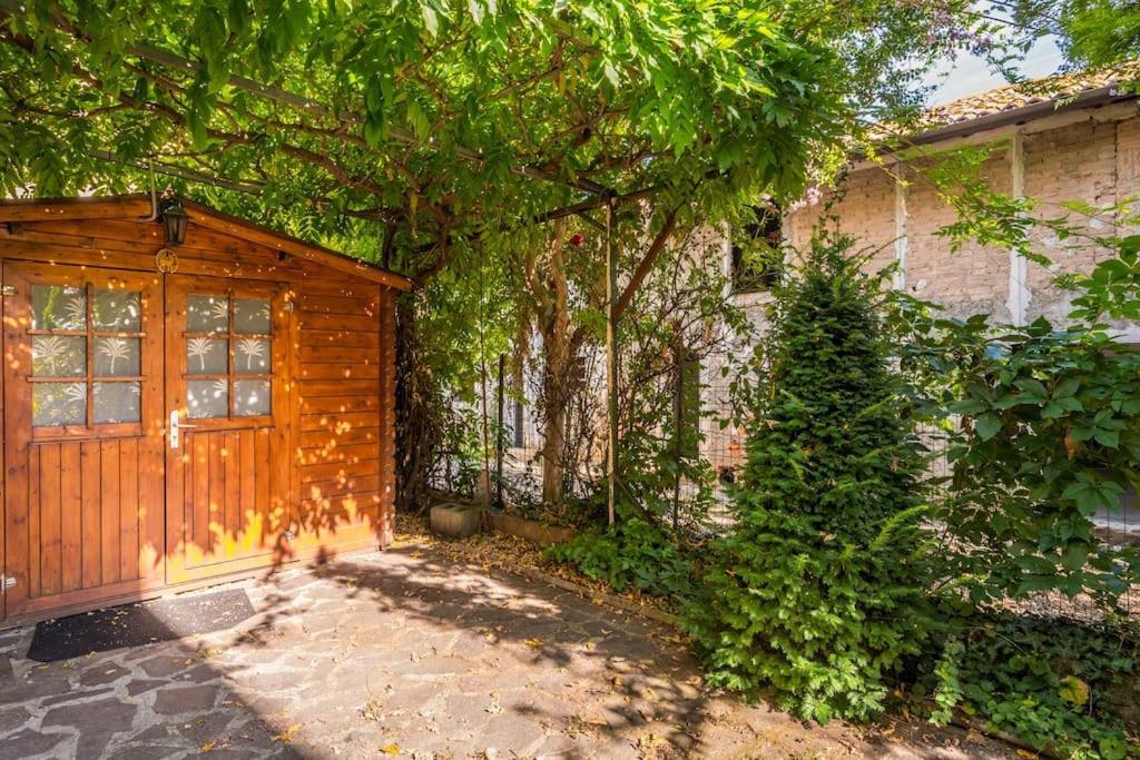 Apartment Near Ferrari's & Pavarotti's House